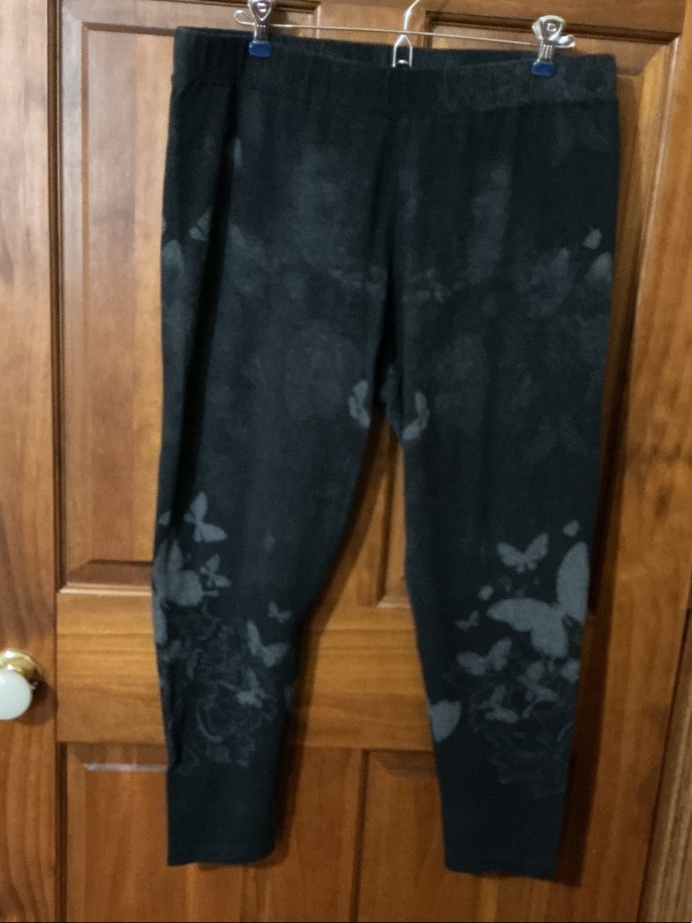 Soft Surroundings Black Butterfly-Print womens Leggings